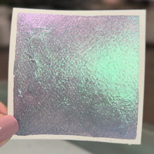 Cargar y reproducir el video en el visor de la galería, Verde Magnético
